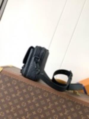 wholesale quality steamer messenger bag m23742